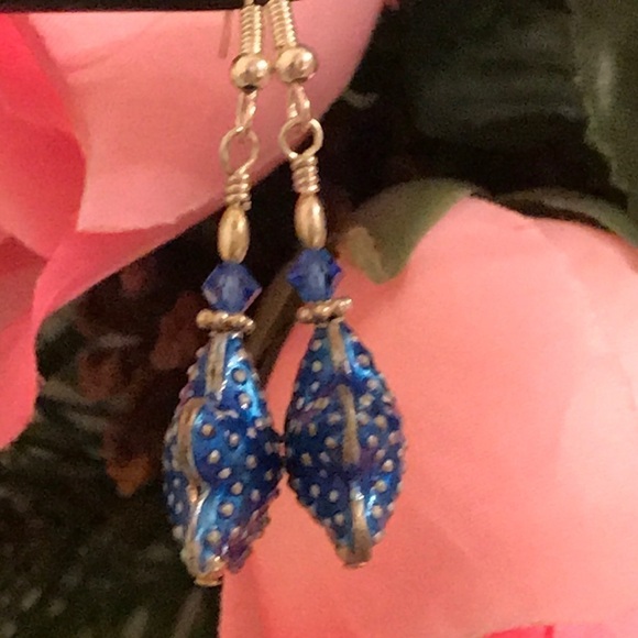 🔥ON SALE🔥3/$30🔥 💖 LA Design💖Handmade Earrings - Picture 4 of 5